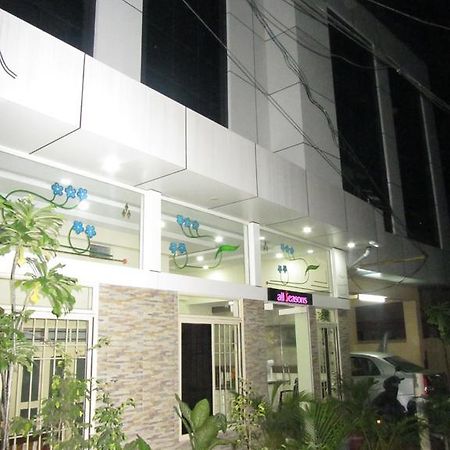 All Seasons Guest House Thiruvananthapuram Buitenkant foto